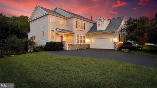 9380 FALLING WATER DRIVE - Photo 1