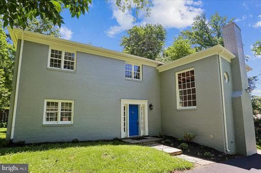 12811 LACY DRIVE