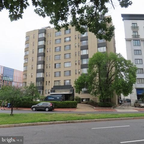 1 SCOTT CIRCLE 419