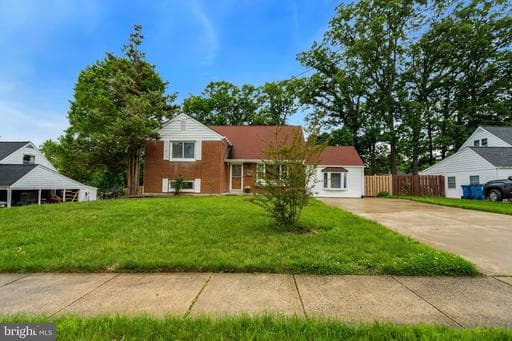 5910 FLANDERS STREET - Photo 1