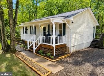13705 Flank March Ln, Spotsylvania, VA 22551-8321, United States - Photo 1