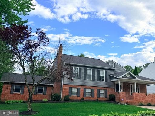 6055 ADCOCK LANE - Photo 1