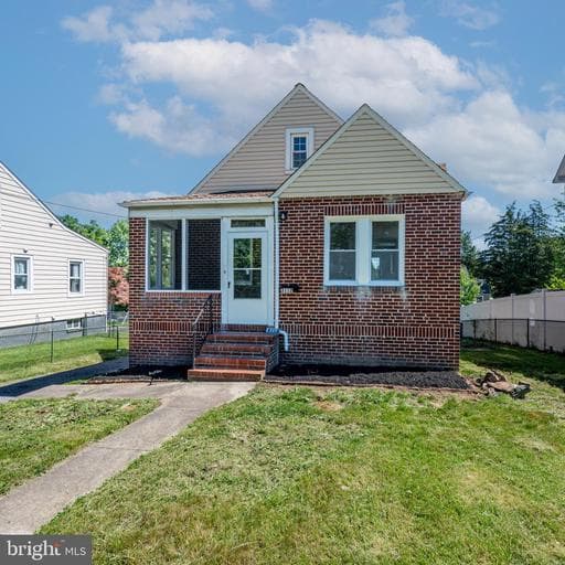 3112 LOUISE AVENUE - Photo 1