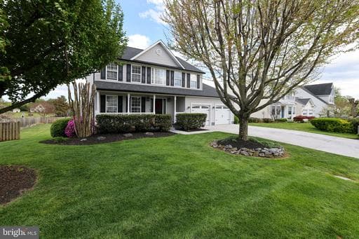 328 JACKSON DRIVE - Photo 1