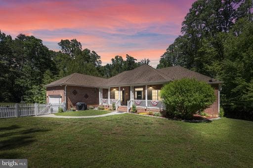 2395 PINECREST LANE - Photo 1