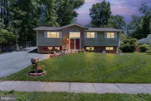 8304 HARLAND DRIVE - Photo 1