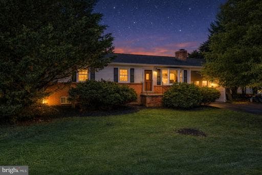 100 HUNTCREST CIRCLE - Photo 1