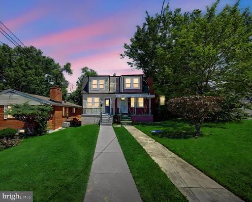 5614 BLAINE STREET - Photo 1
