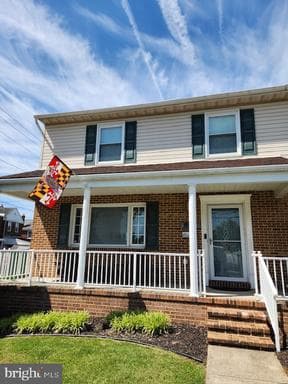 1268 DELBERT AVENUE - Photo 1