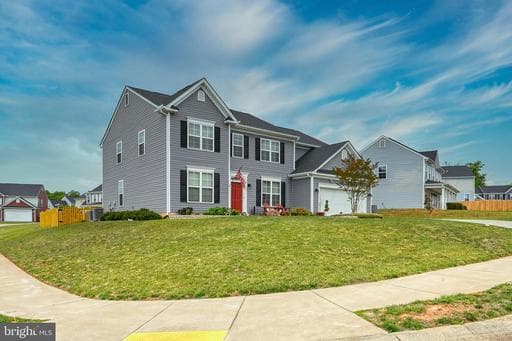 306 BREEZEWOOD WAY - Photo 1