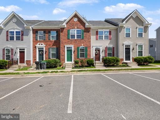 207 Streamview Dr, Fredericksburg, VA 22405-1259, United States