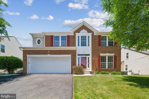 1004 ARBOR PARK PLACE - Photo 1