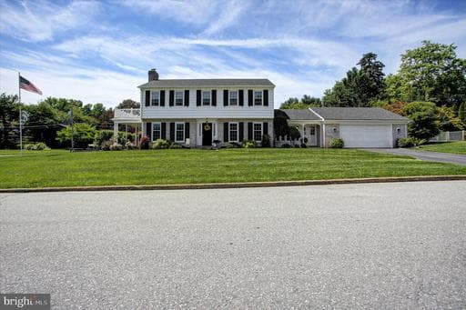 19525 MEADOWBROOK ROAD - Photo 1
