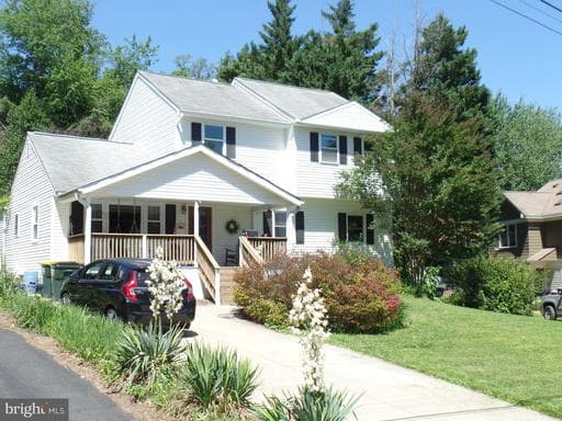 7730 LEONARD DRIVE - Photo 1