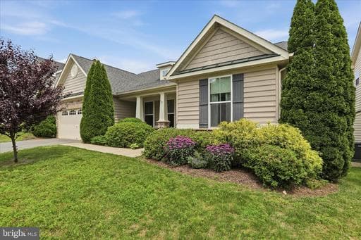 1304 MOORE SPRING COURT - Photo 1