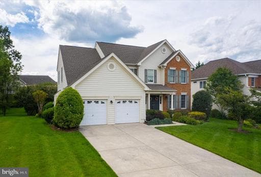 926 MEADOW COURT - Photo 1