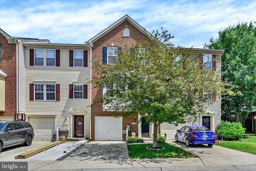 7227 MOCKINGBIRD CIRCLE - Photo 1