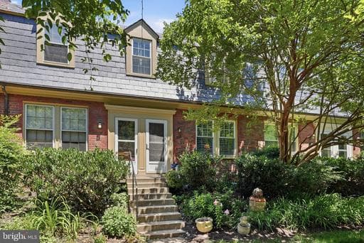 1401 S EDGEWOOD STREET 500
