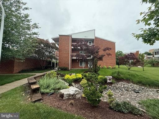 15100 GLADE DRIVE 11-3B - Photo 1
