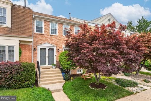 11107 Candlelight Ln, Potomac, MD 20854-2768, United States - Photo 1