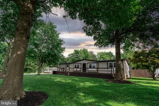 4403 SANFORD COURT - Photo 1