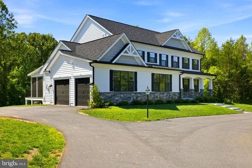 301 KINGDOM DRIVE