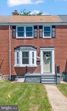 1224 GITTINGS AVENUE - Photo 1