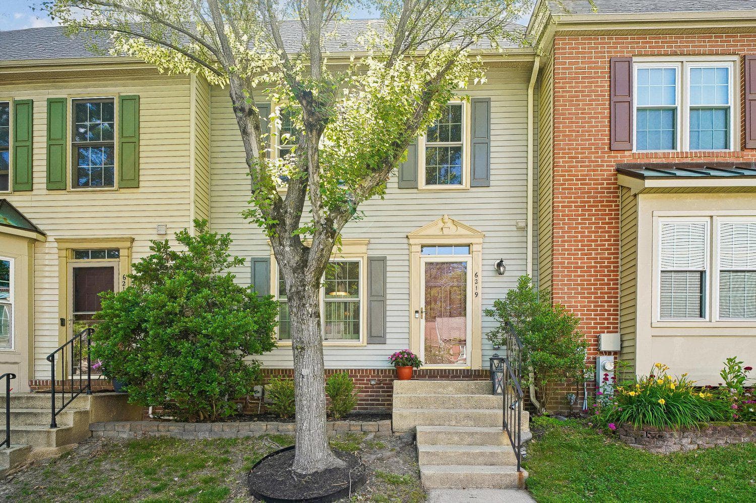 6219 Stratford Ct, Elkridge, MD 21075-5942, United States - Photo 1