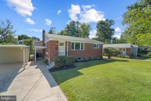 6915 KINGWOOD DRIVE - Photo 1