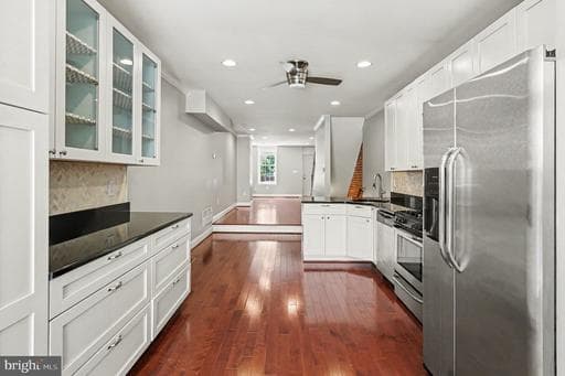 120 E RANDALL STREET - Photo 1