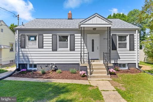 5712 30TH AVENUE - Photo 1