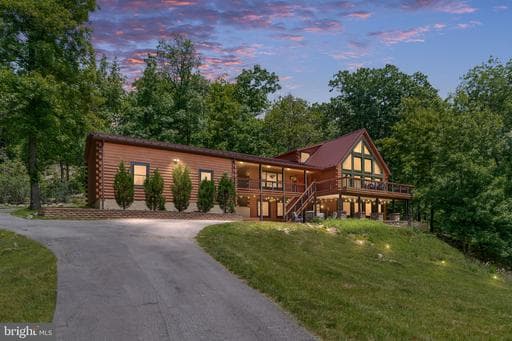 623 SHENANDOAH VALLEY DRIVE - Photo 1