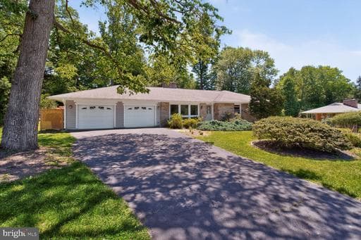 3029 RAMBLEWOOD ROAD - Photo 1