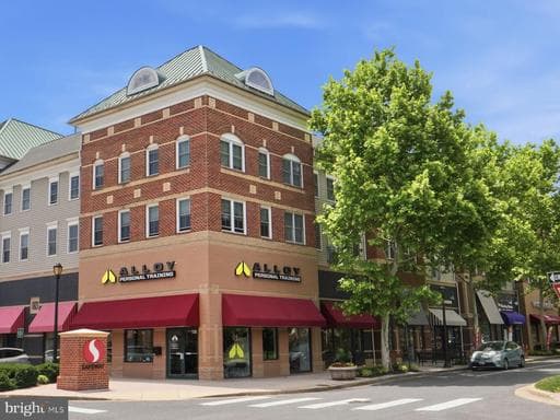 404 King Farm Blvd, Rockville, MD 20850-5872, United States - Photo 1