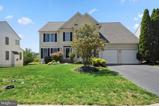 9411 Worthington Dr, Bristow, VA 20136-5757, United States - Photo 1