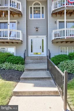 3393 LITTLETON WAY 1L - Photo 1