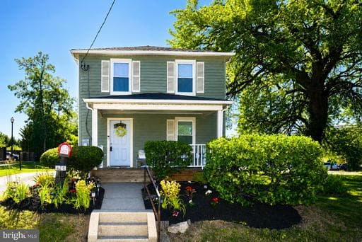 620 8TH STREET - Photo 1