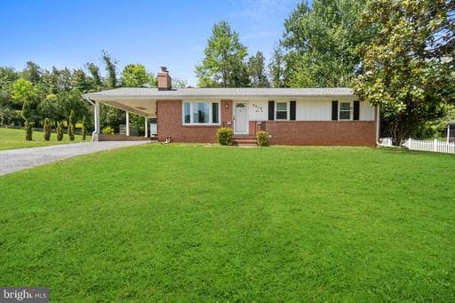 4010 OVERLOOK DRIVE - Photo 1