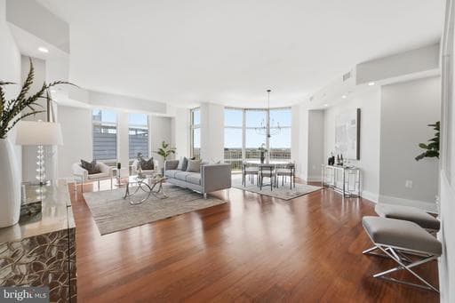 11990 Market St, Reston, VA 20190-6000, United States - Photo 1