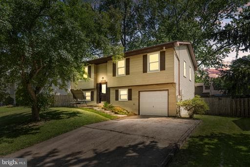 2535 SYMPHONY LANE - Photo 1