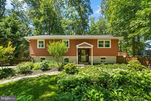 5804 MIRIAM DRIVE - Photo 1