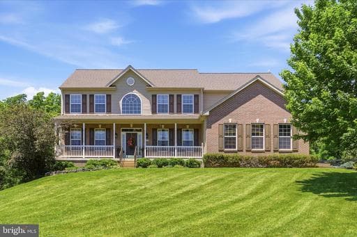 132 CHASE COURT - Photo 1