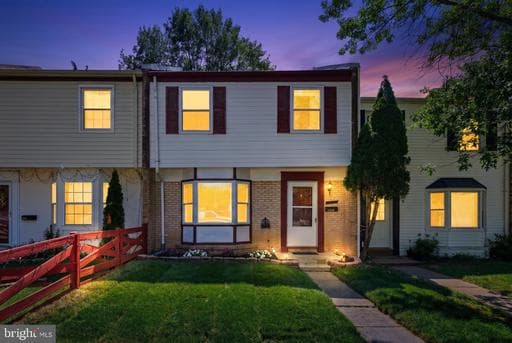 8231 COMMUNITY DRIVE - Photo 1