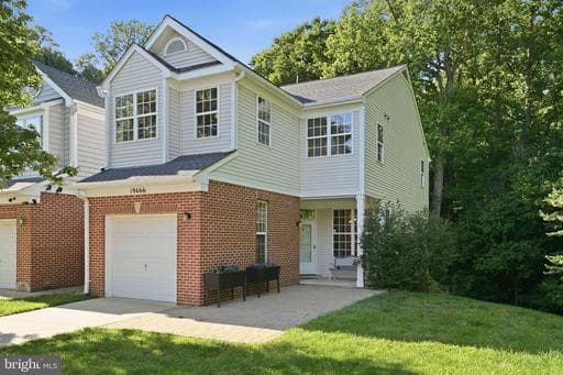 19466 CARAVAN DRIVE - Photo 1