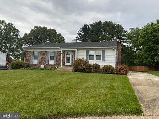 8 MONROE FIELD COURT - Photo 1