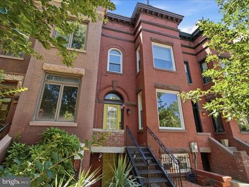 126 SEATON PLACE - Photo 1