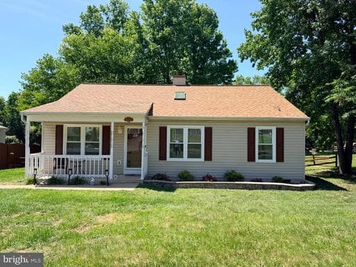 11722 Camelot Way, Fredericksburg, VA 22407-1787, United States - Photo 1