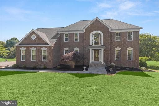 5593 BROADWATER LANE - Photo 1