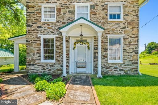 1341 JEFFERSON PIKE - Photo 1
