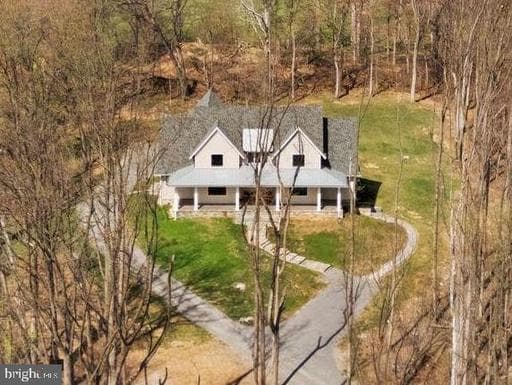 17819 Yatton Rd, Round Hill, VA 20141-2517, United States - Photo 1